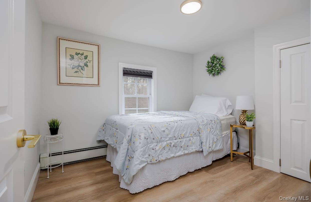 #11 photo, 50 Peconic Street, Selden , NY 11784