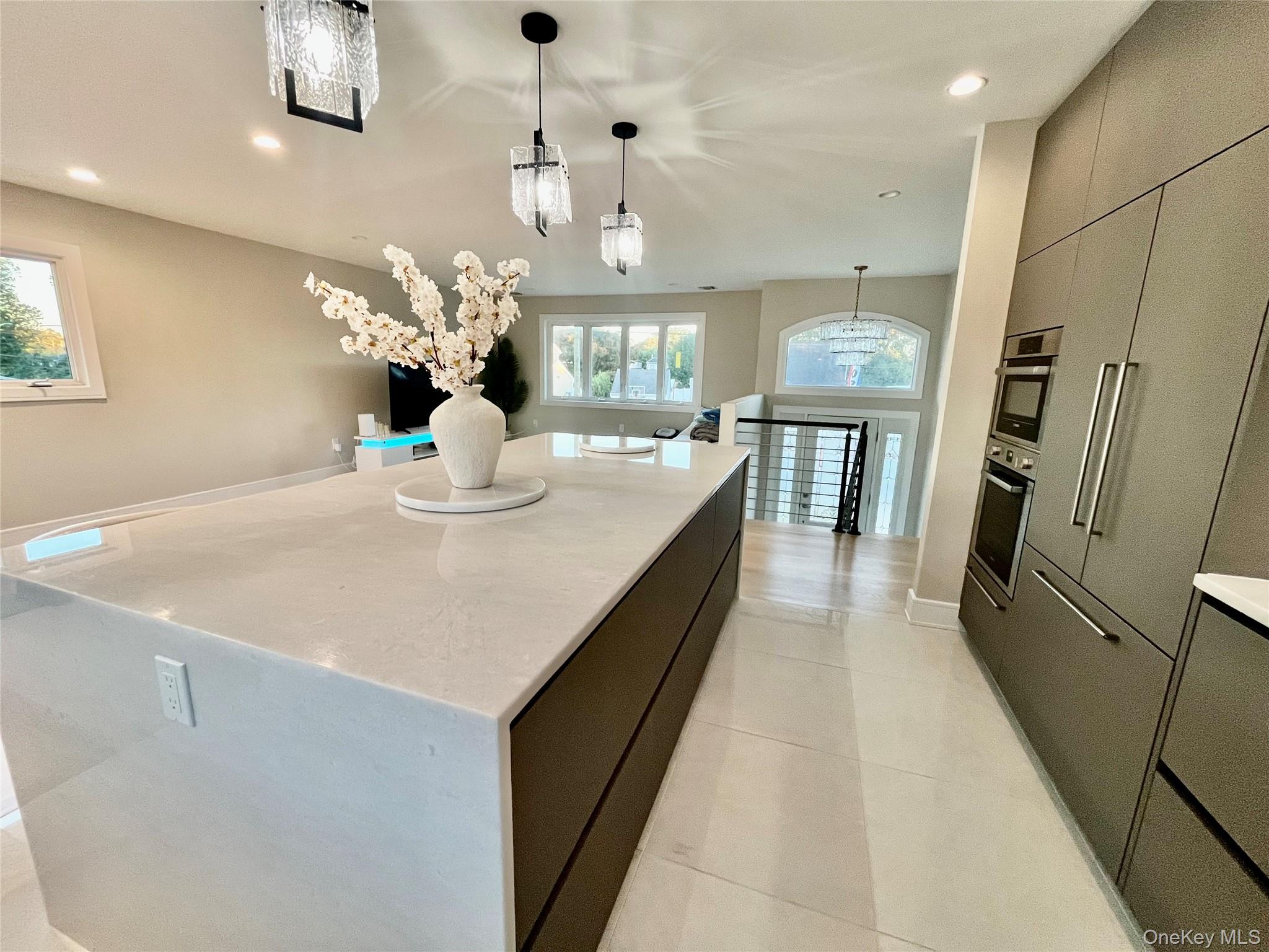 #9 photo, 322 Kansas Street, Lindenhurst , NY 11757