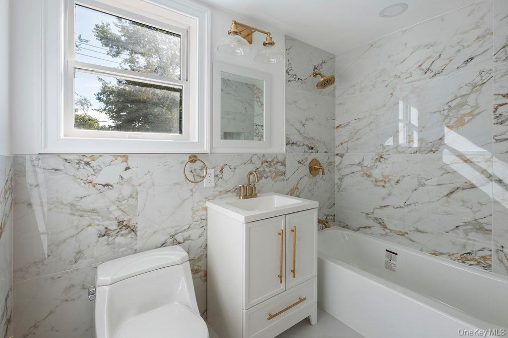 #14 photo, 12 Colony Lane, ナッソー郡 Roslyn Heights , NY 11577