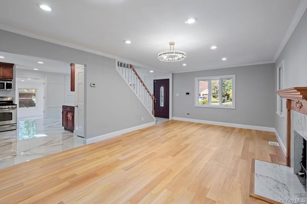 #16 photo, 12 Colony Lane, ナッソー郡 Roslyn Heights , NY 11577