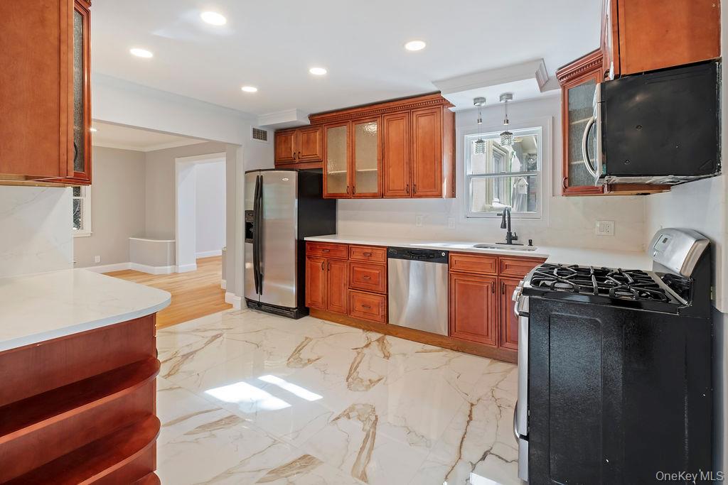 #5 photo, 12 Colony Lane, ナッソー郡 Roslyn Heights , NY 11577