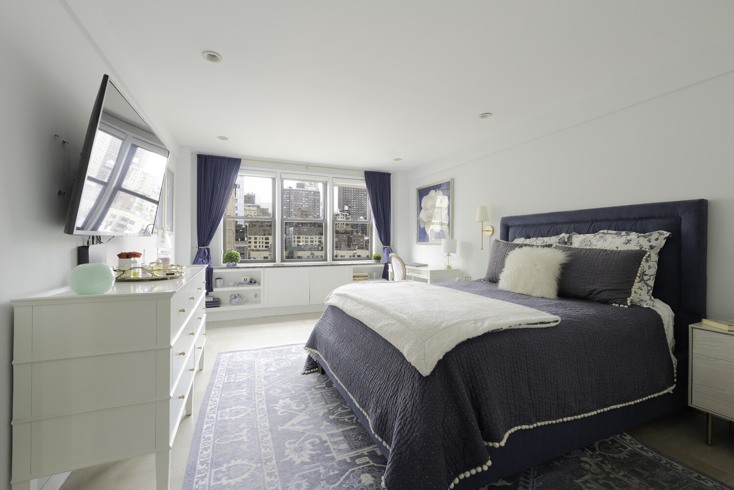 #14 photo, 241 E 76TH Street, Lenox Hill , NY 10021