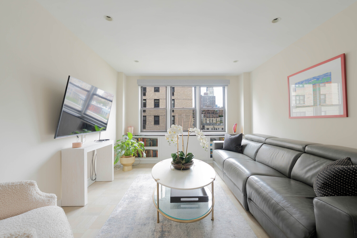 #3 photo, 241 E 76TH Street, Lenox Hill , NY 10021