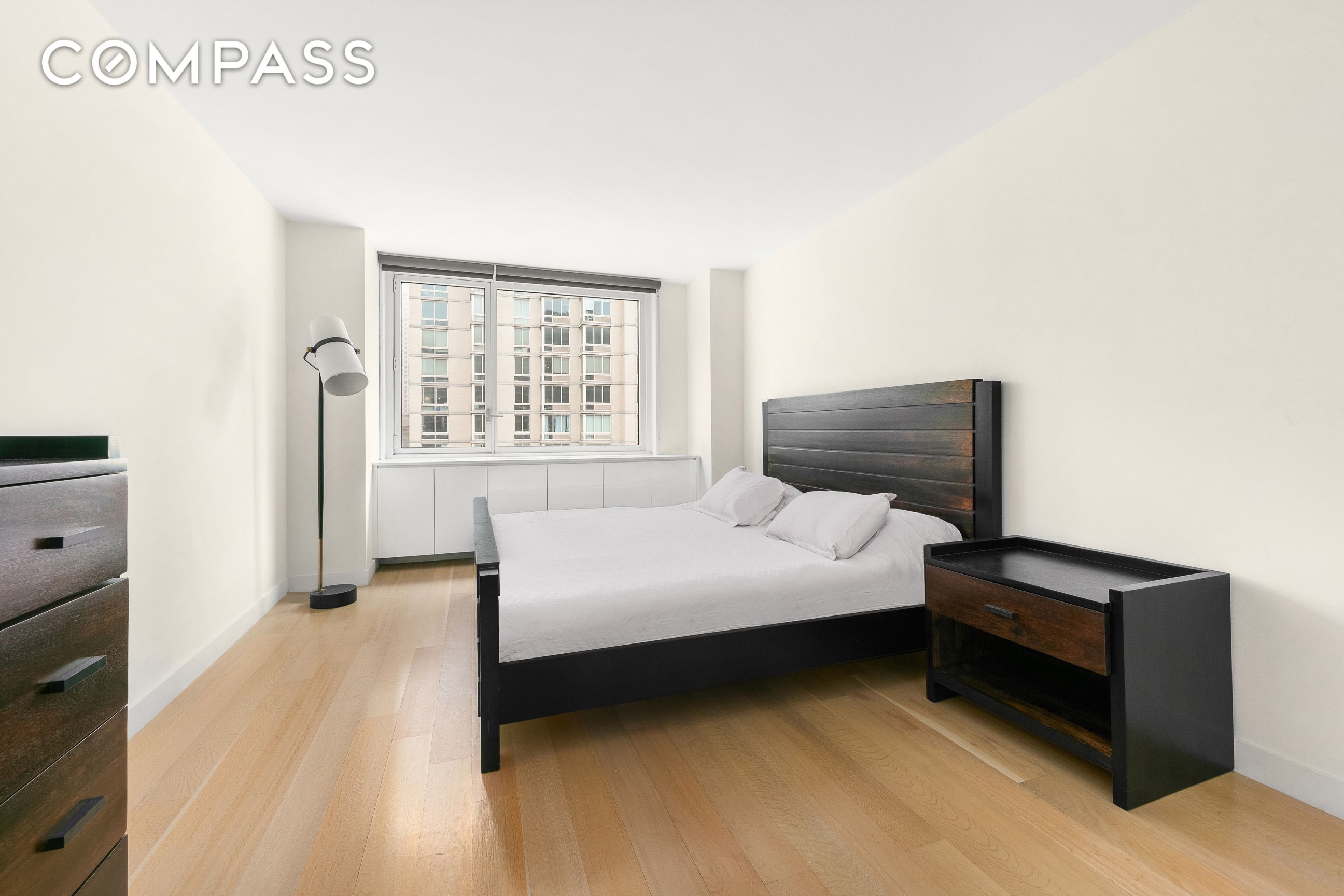 #5 photo, 301 W 53rd Street, マンハッタン Hell's Kitchen , NY 10019