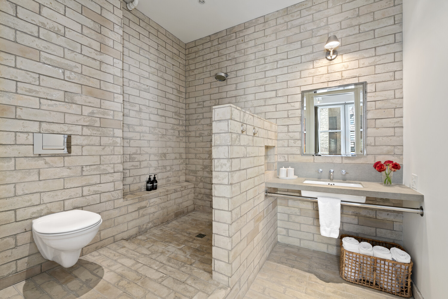 #10 photo, 7 E 20TH Street, Flatiron , NY 10003