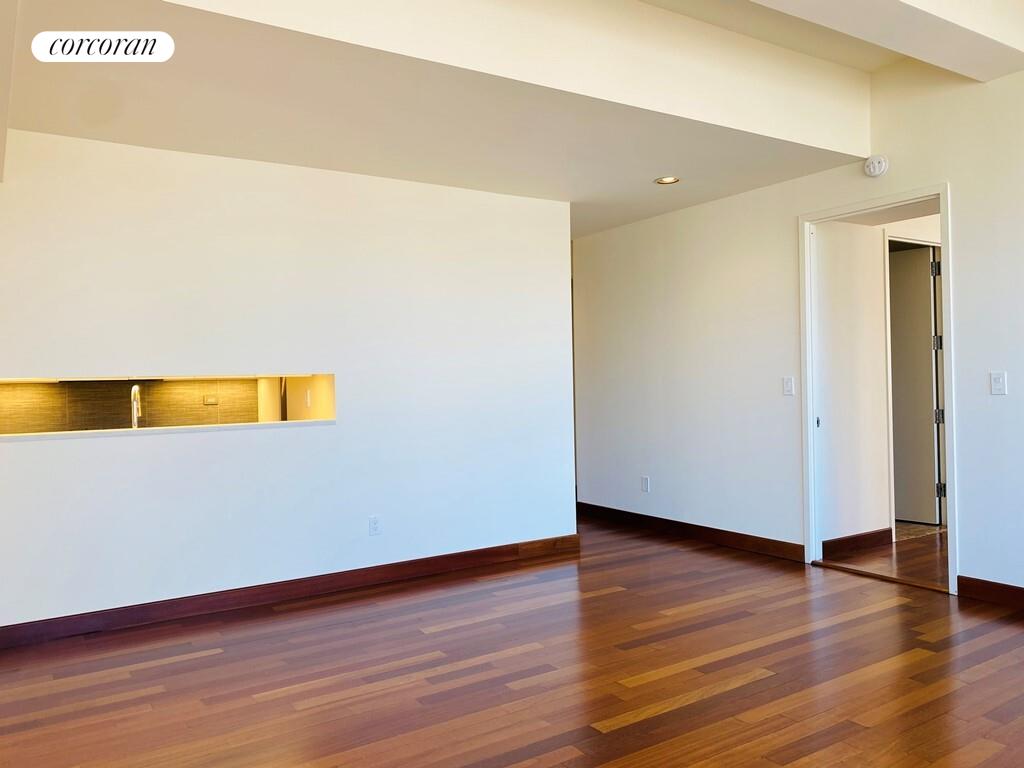 #4 photo, New York City, Lenox Hill , NY 10065