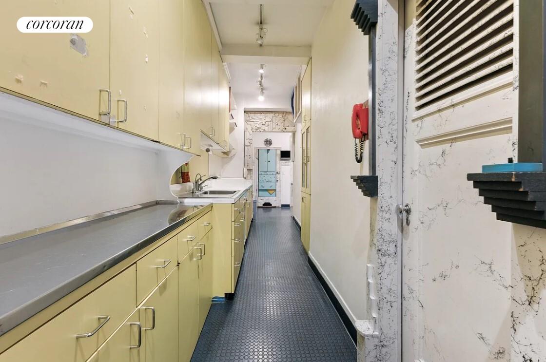 #20 photo, 101 CENTRAL Park W, マンハッタン Lincoln Square , NY 10023