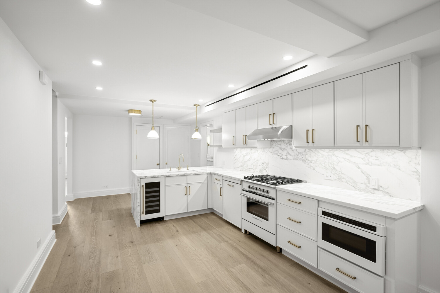 #6 photo, 65 CENTRAL Park W, Lincoln Square , NY 10023