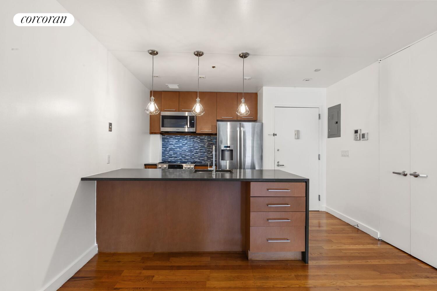 #1 photo, 330 E 109TH Street, マンハッタン East Harlem , NY 10029