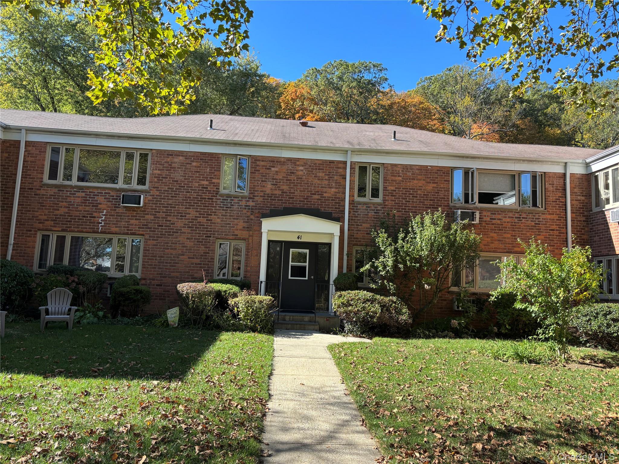 #1 photo, 41 Lawrence Drive, White Plains , NY 10603