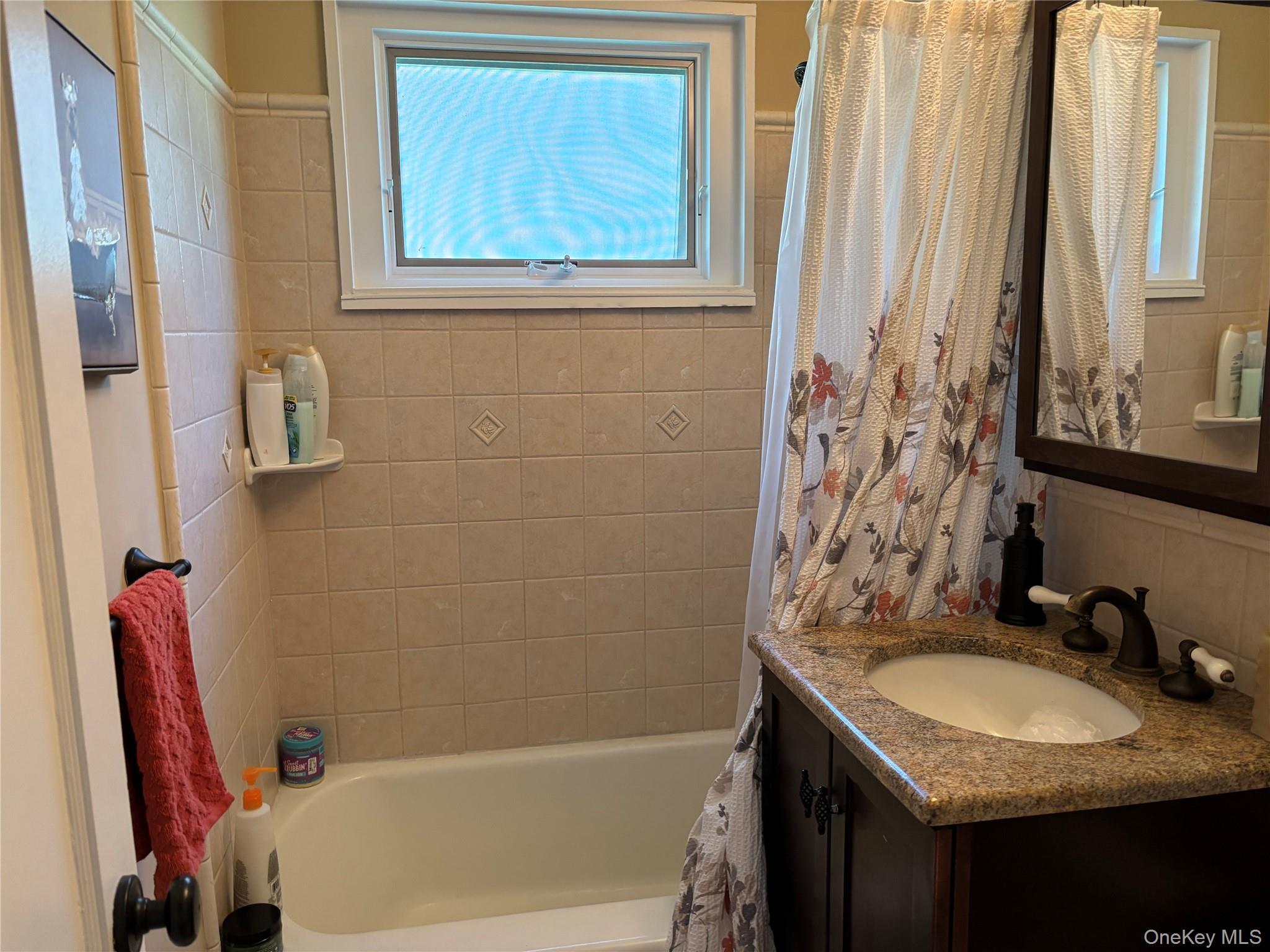 #19 photo, 41 Lawrence Drive, White Plains , NY 10603