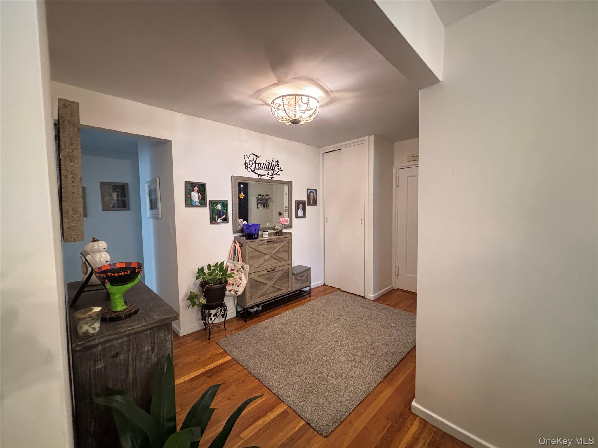 #5 photo, 41 Lawrence Drive, White Plains , NY 10603