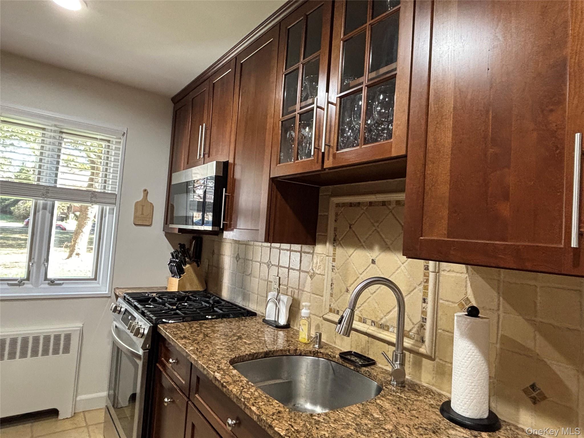 #9 photo, 41 Lawrence Drive, White Plains , NY 10603