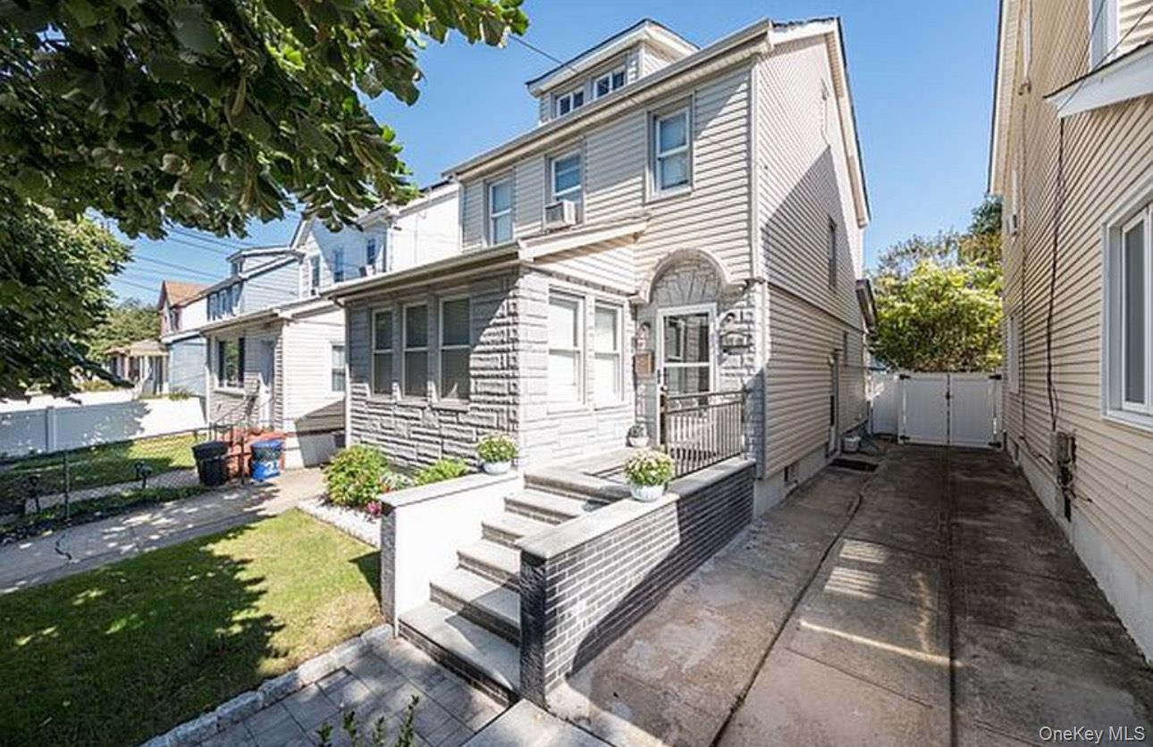 #1 photo, 24111 Weller Avenue, クイーンズ区 Rosedale , NY 11422