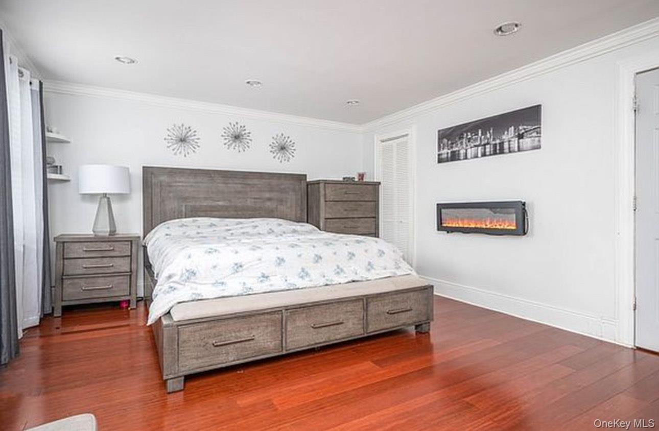 #7 photo, 24111 Weller Avenue, クイーンズ区 Rosedale , NY 11422