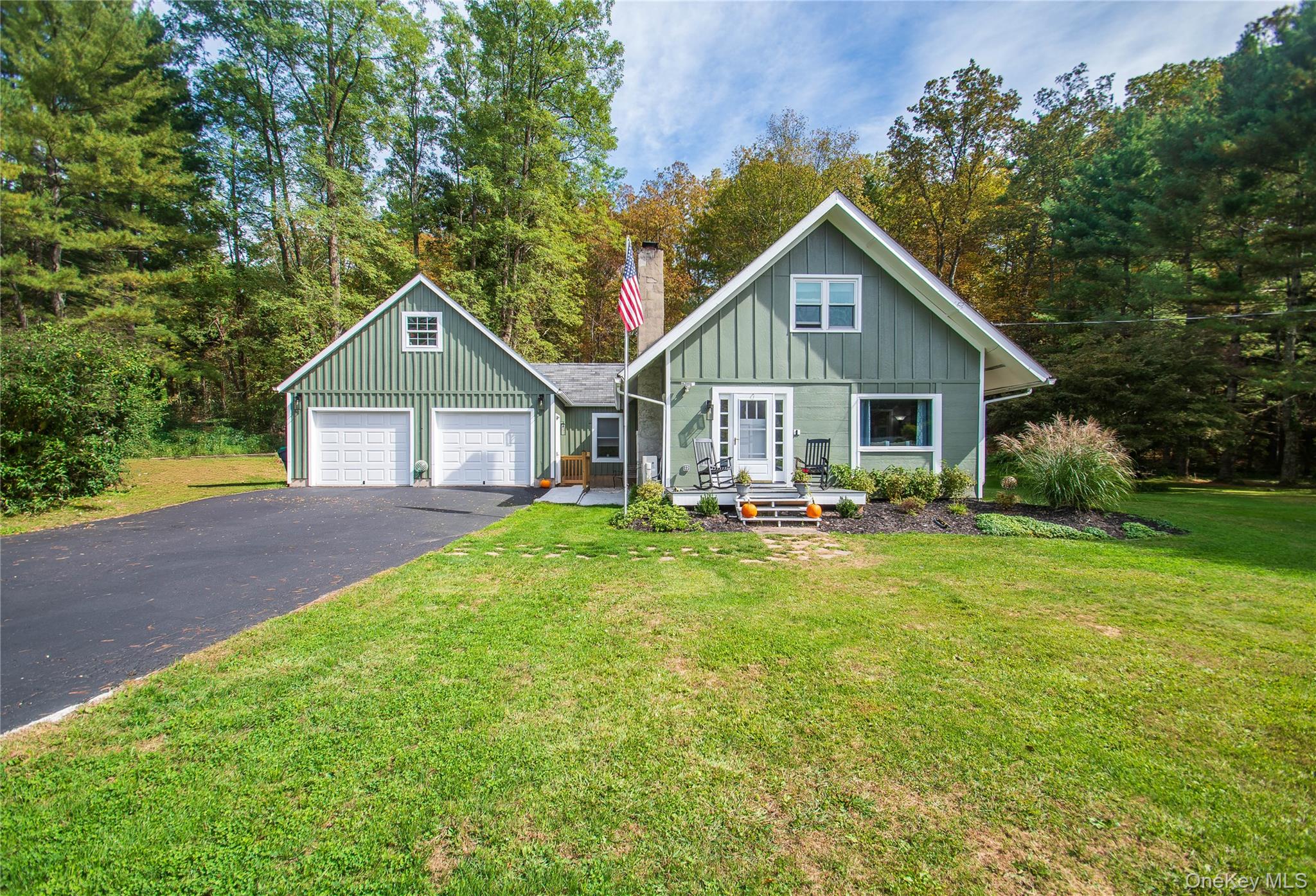 #1 photo, 20 Beechford Drive, Boiceville , NY 12412