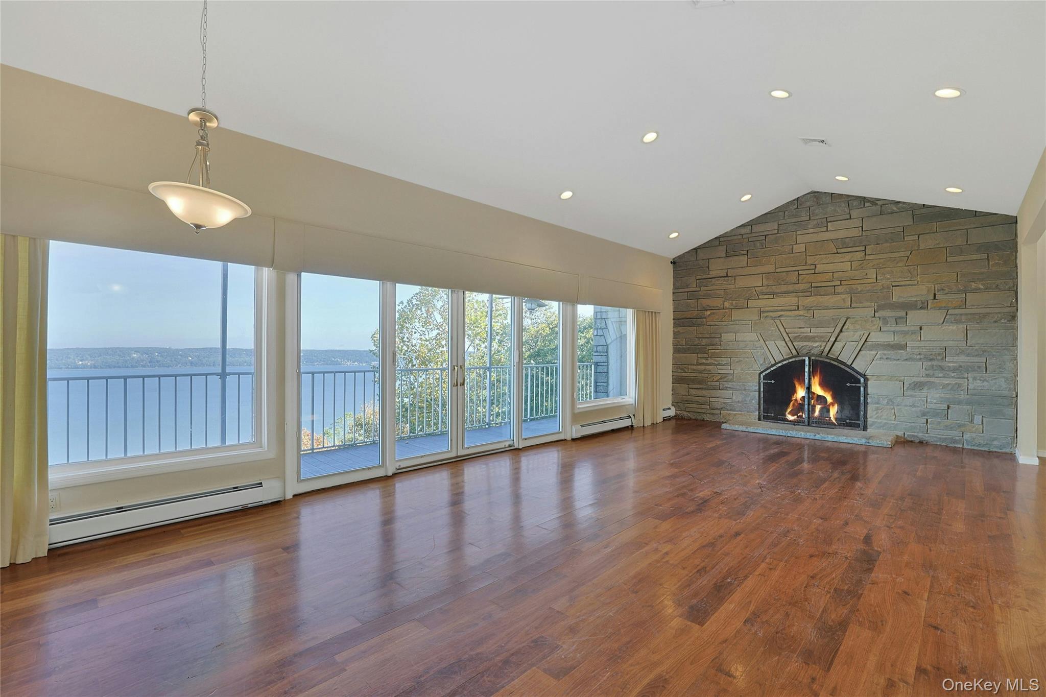 #7 photo, 29 Tweed Boulevard, Nyack , NY 10960