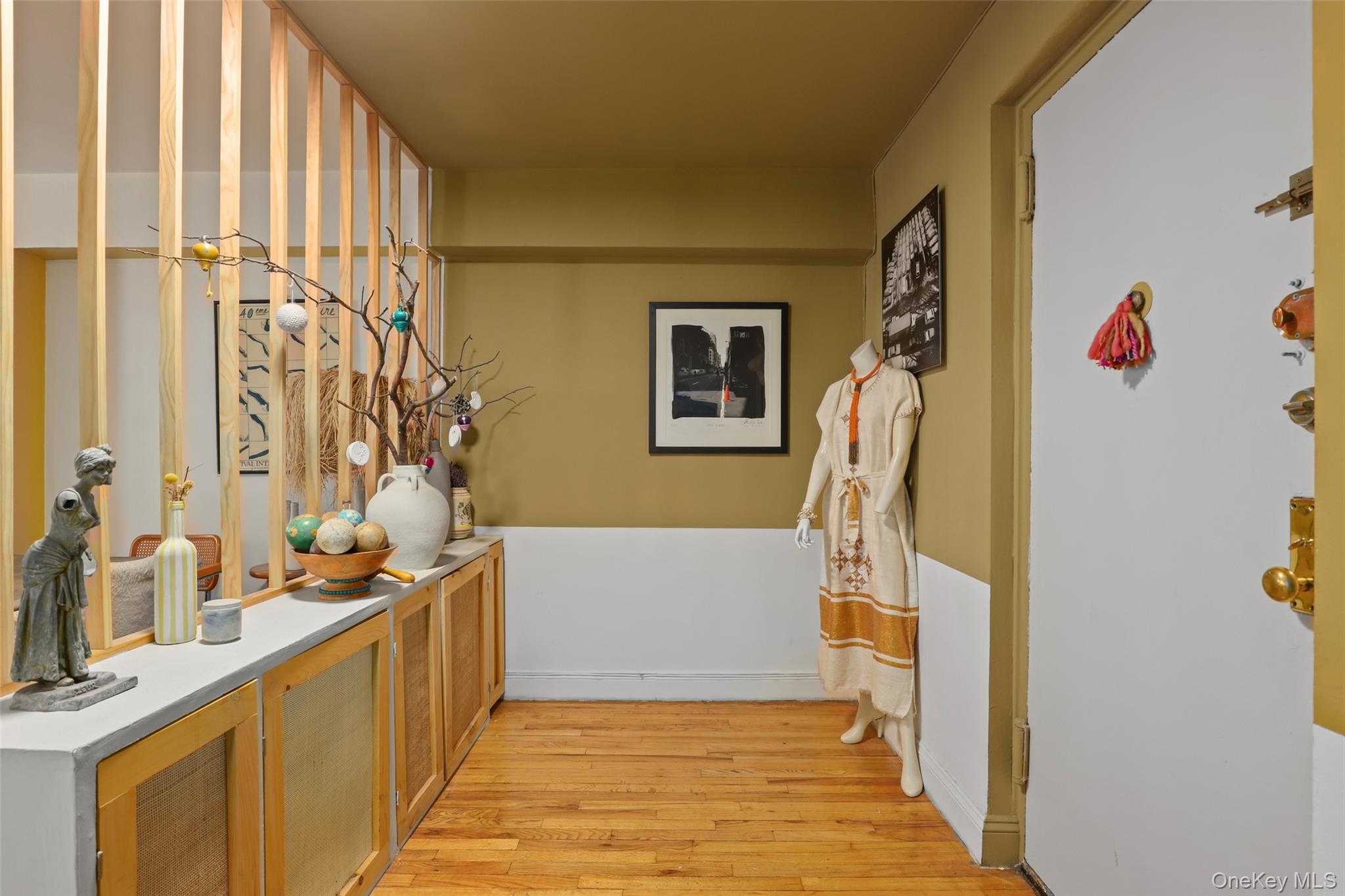 #8 photo, 610 Waring Avenue, ブロンクス区 Bronx , NY 10467