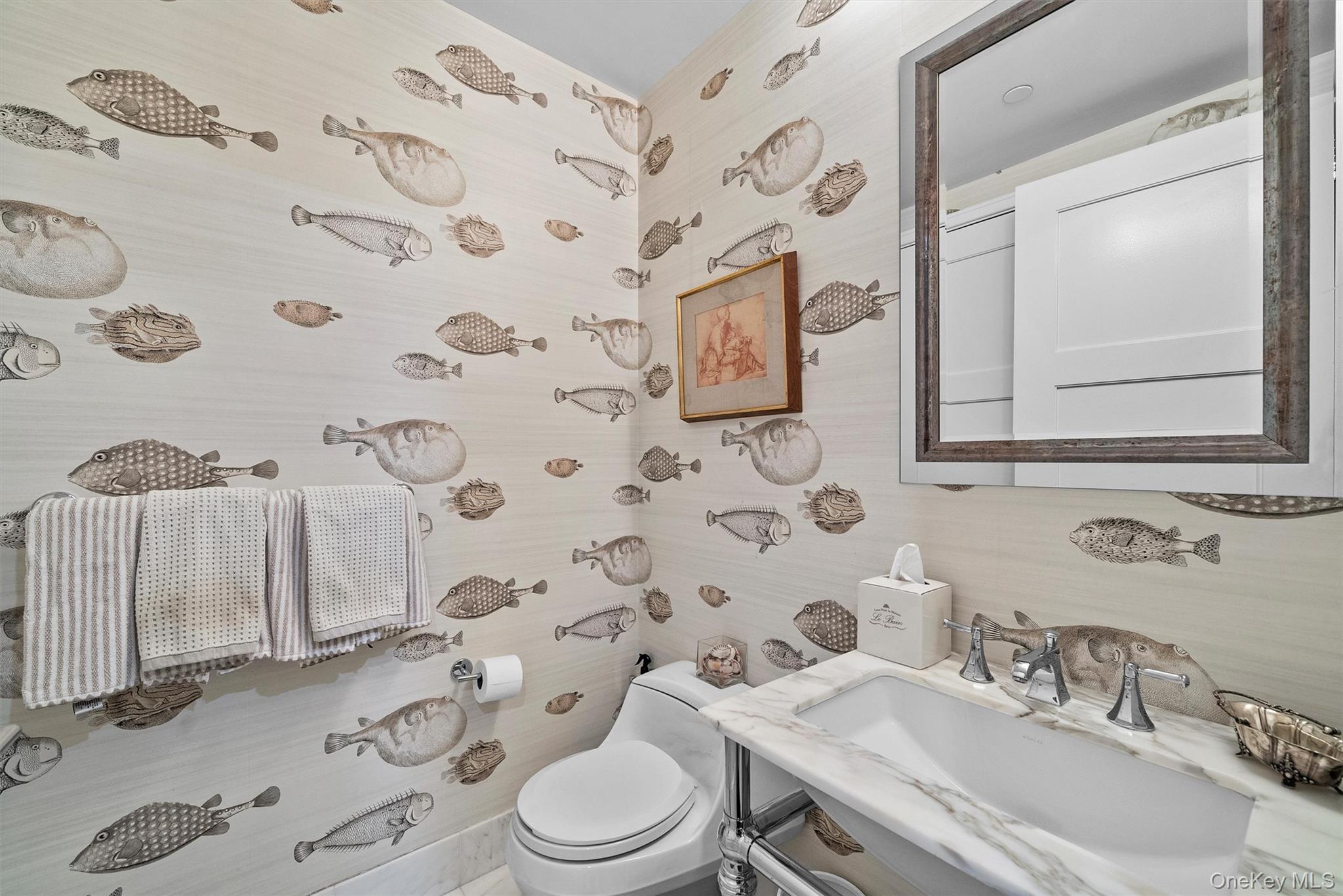 #12 photo, 5 Renaissance Square, White Plains , NY 10601