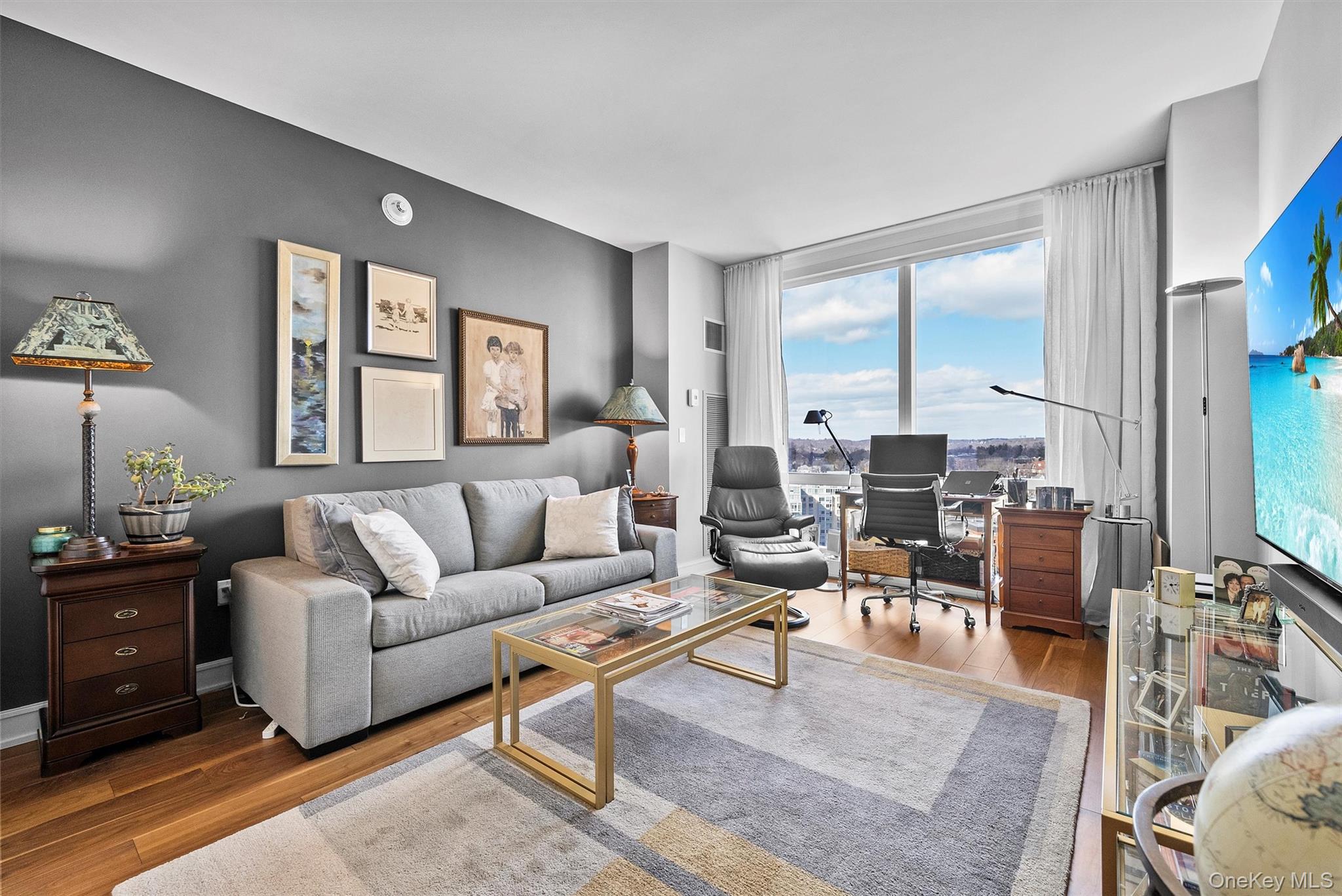 #16 photo, 5 Renaissance Square, White Plains , NY 10601