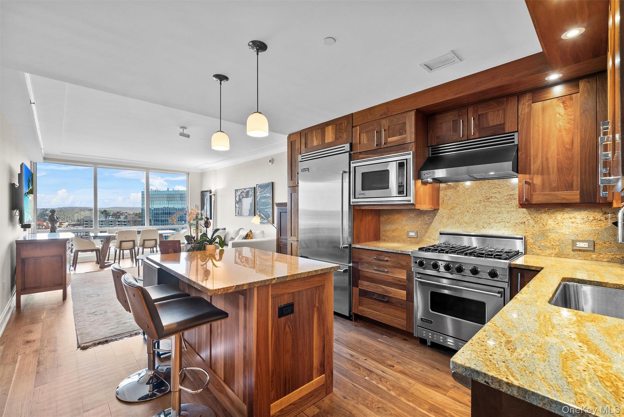 #3 photo, 5 Renaissance Square, White Plains , NY 10601