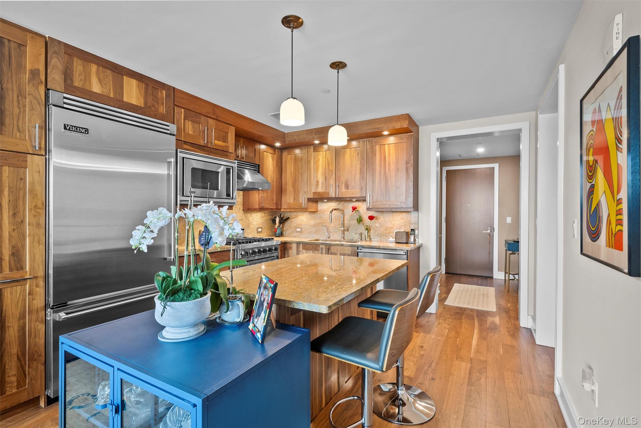 #6 photo, 5 Renaissance Square, White Plains , NY 10601