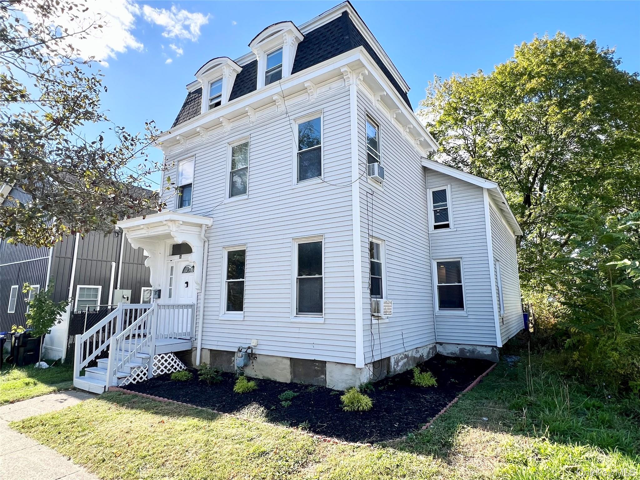 #2 photo, 34 Smith Street, Poughkeepsie , NY 12601