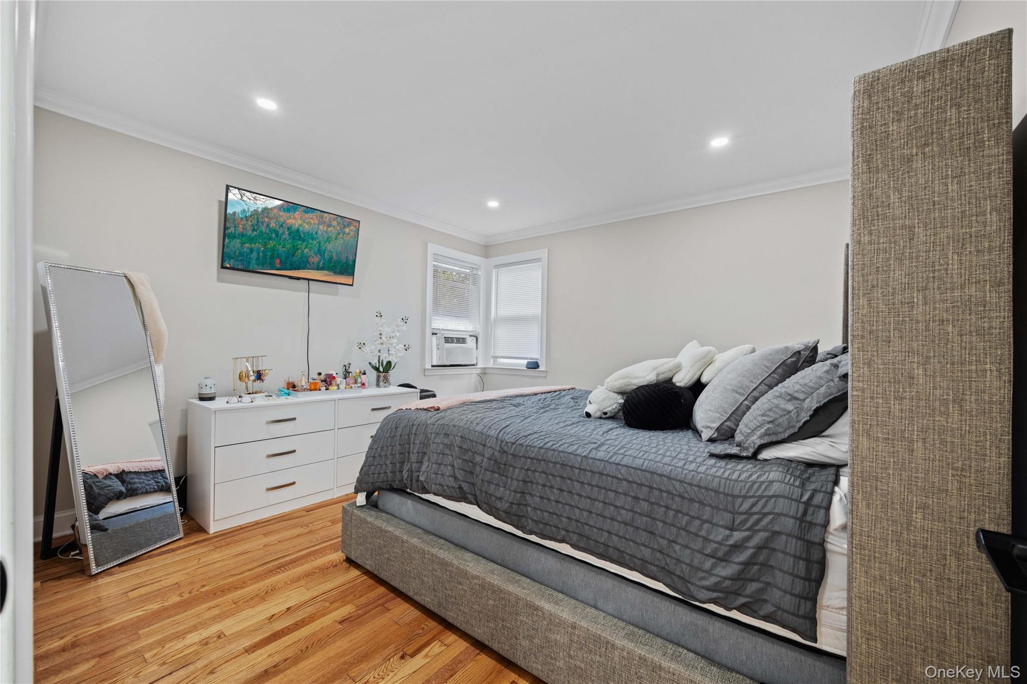 #17 photo, 26 Portland Place, Yonkers , NY 10703