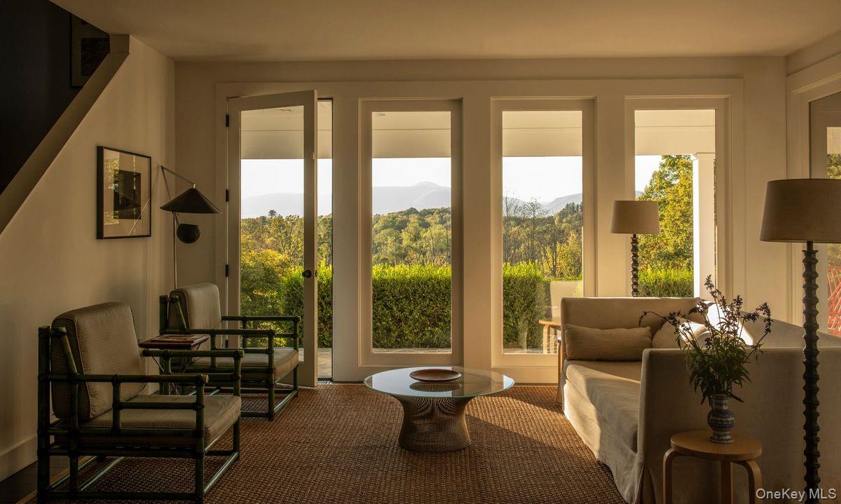 #12 photo, 336 Main Street, Germantown , NY 12526