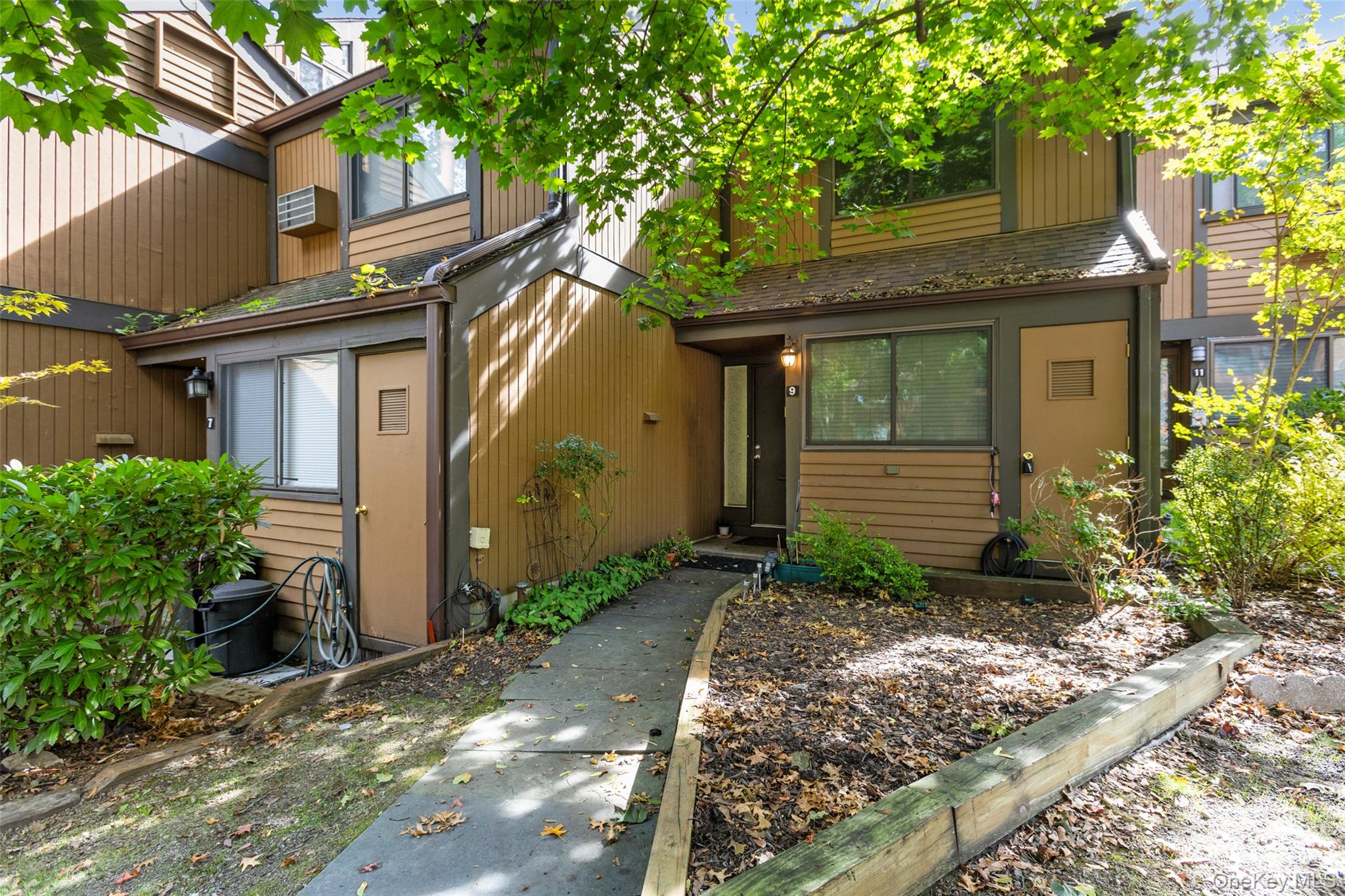 #1 photo, 9 Round Hill Road, Dobbs Ferry , NY 10522