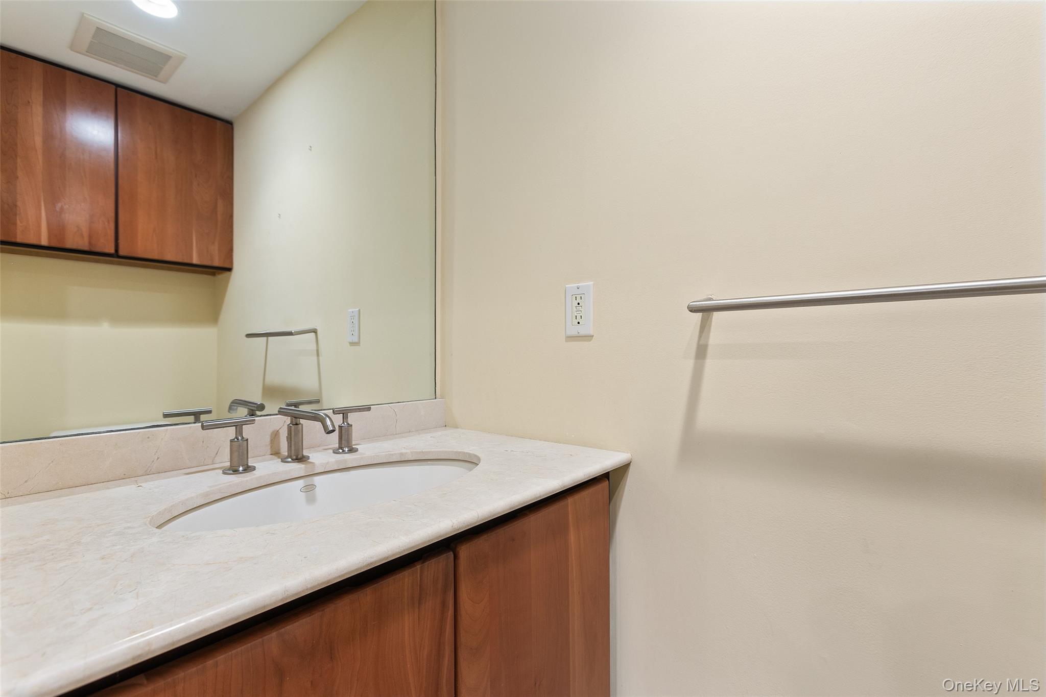 #15 photo, 9 Round Hill Road, Dobbs Ferry , NY 10522