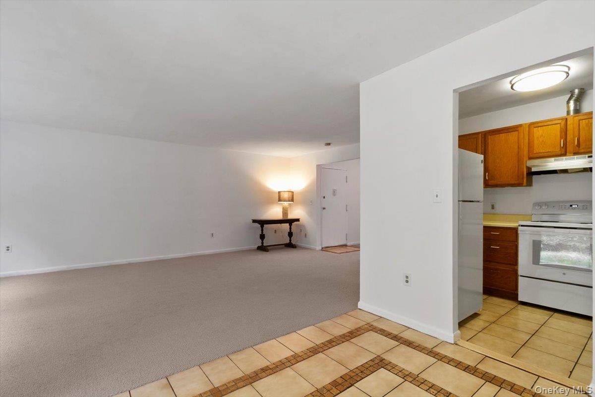 #11 photo, 37 Scarborough Lane, Wappingers Falls , NY 12590