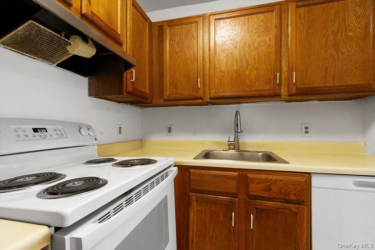 #15 photo, 37 Scarborough Lane, Wappingers Falls , NY 12590