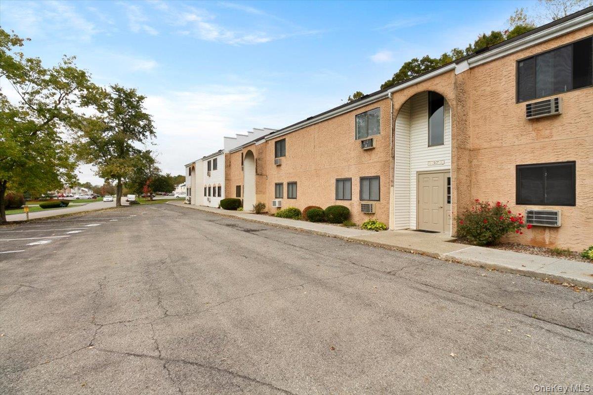 #3 photo, 37 Scarborough Lane, Wappingers Falls , NY 12590