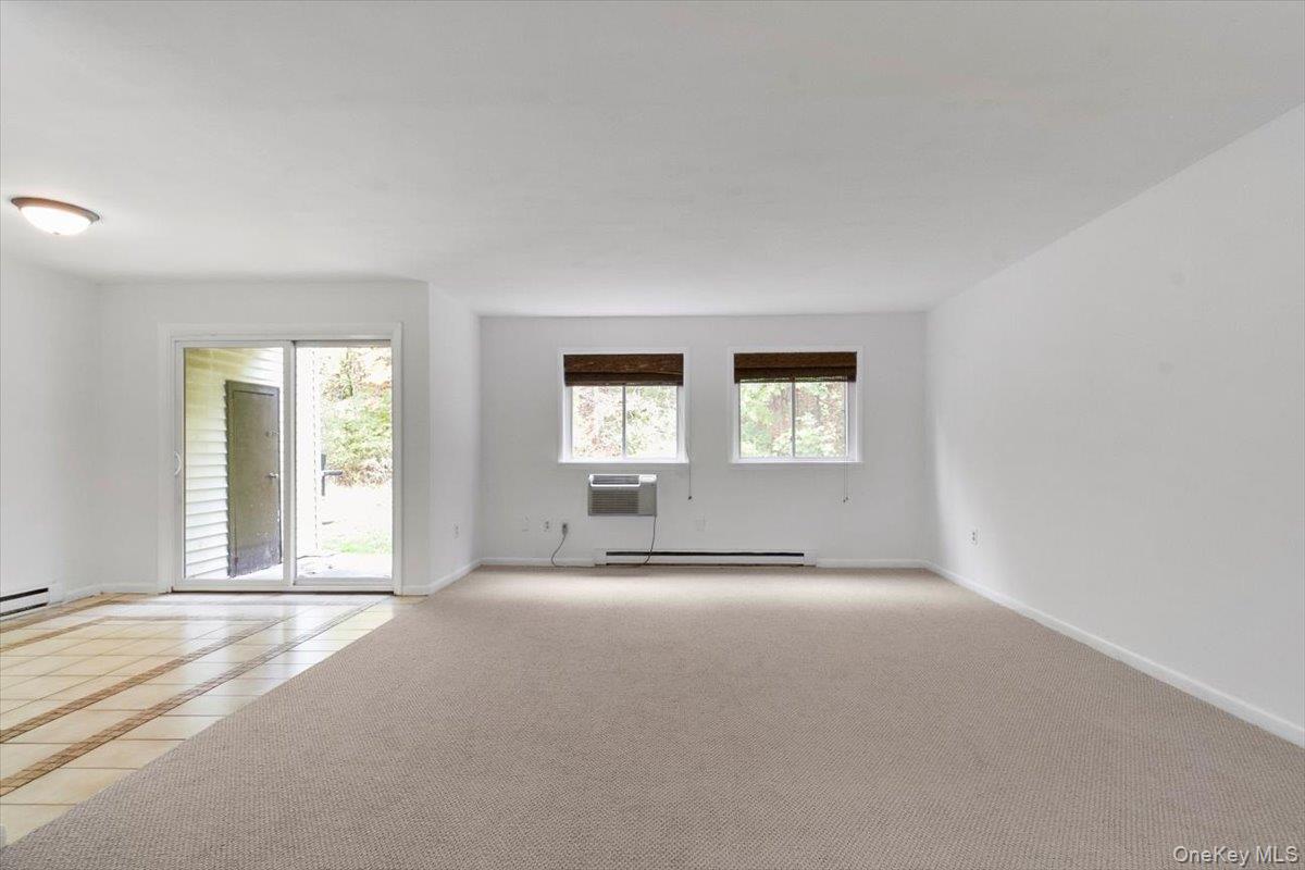 #4 photo, 37 Scarborough Lane, Wappingers Falls , NY 12590