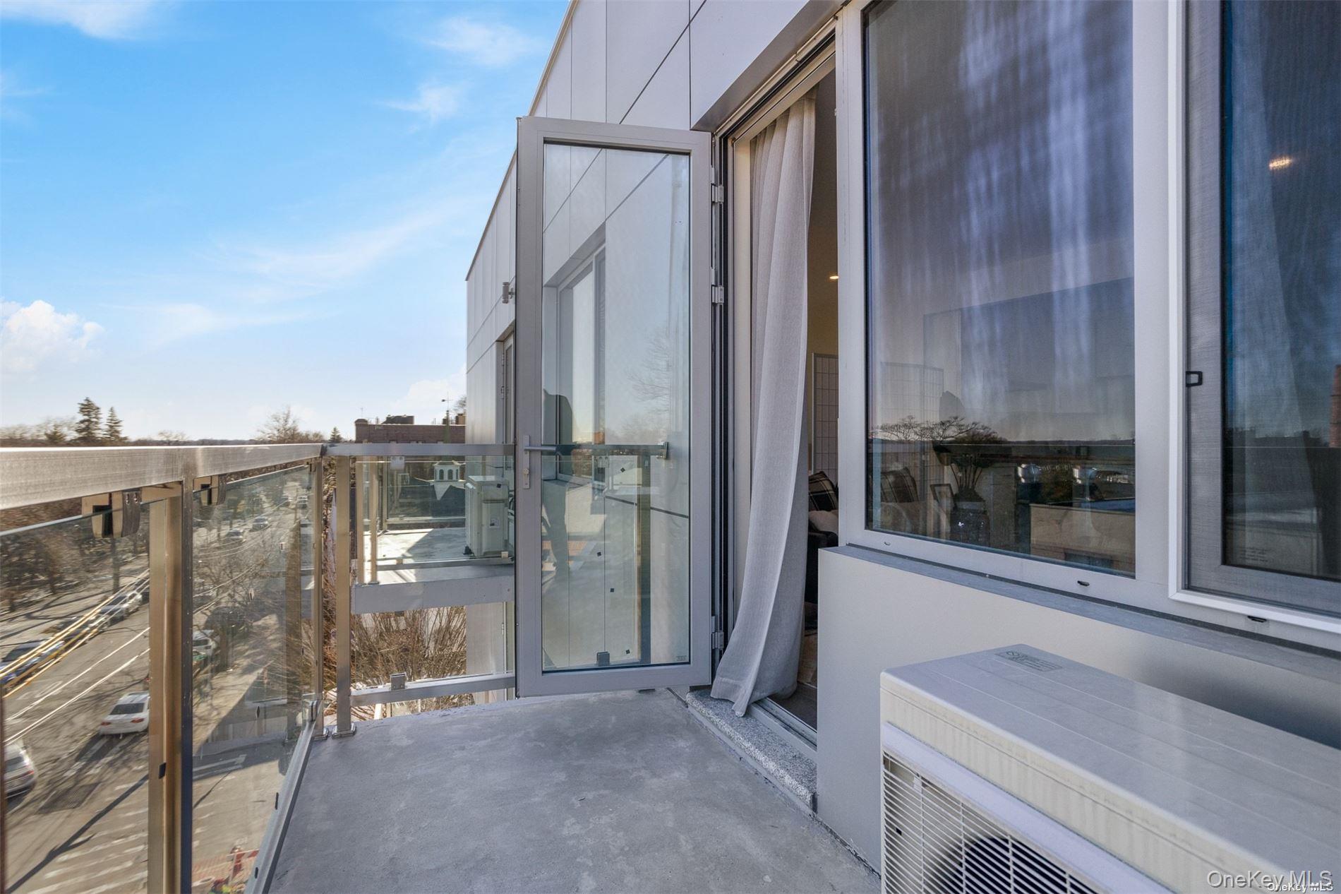 #8 photo, 150-23 Barclay Avenue, クイーンズ区 Flushing , NY 11355