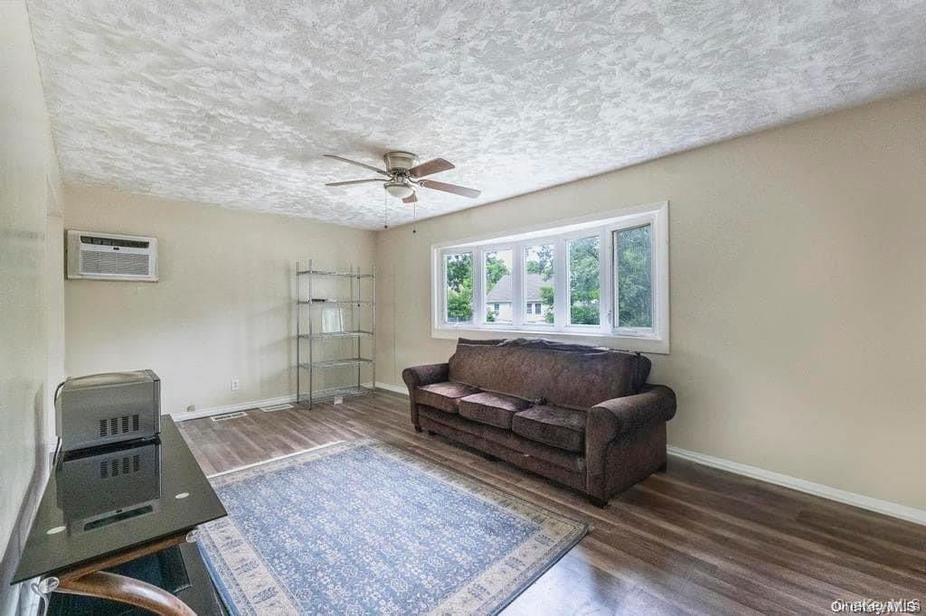 #19 photo, 84 State Avenue, Wyandanch , NY 11798