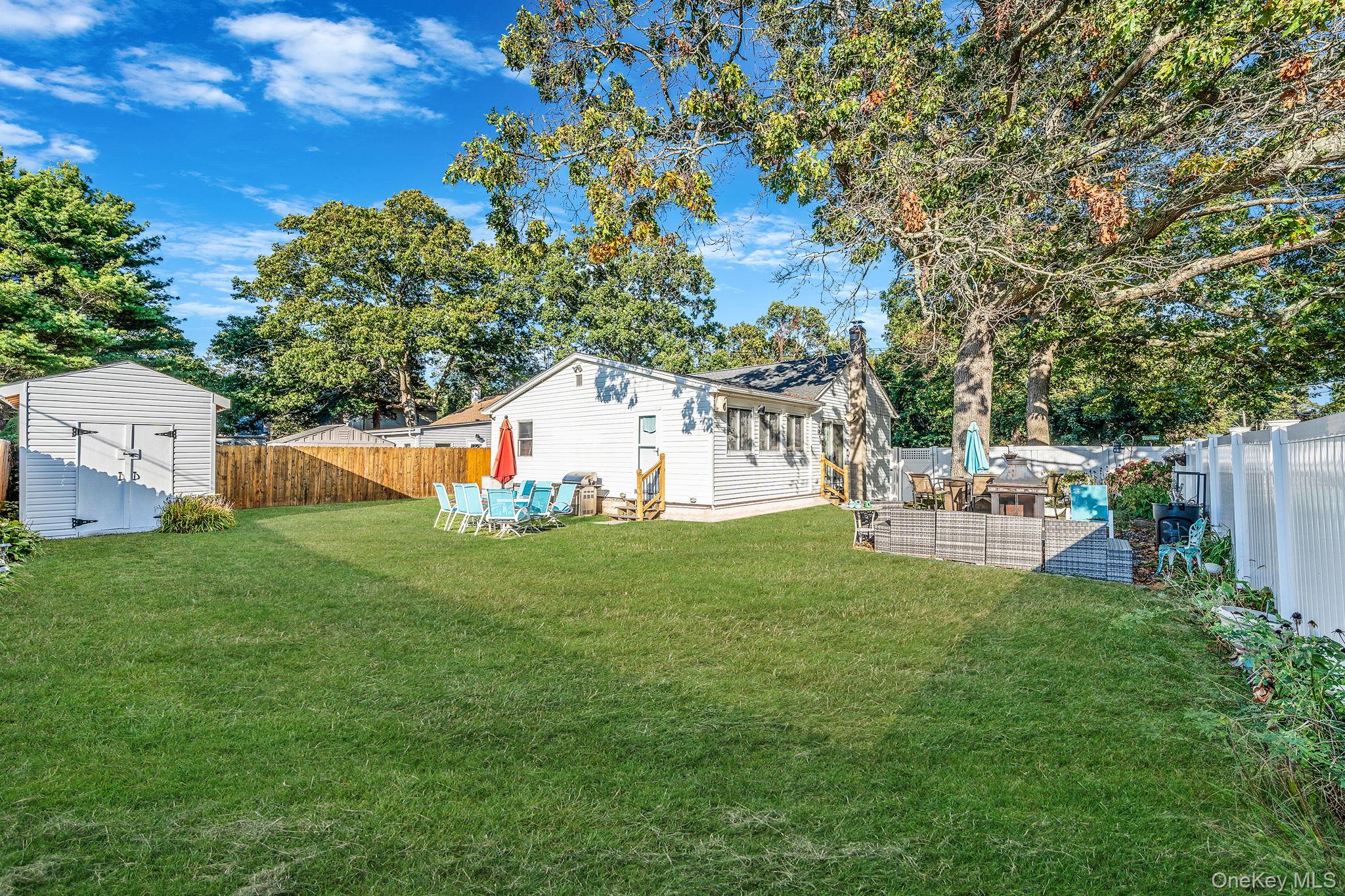 #5 photo, 32 Pine Tree Drive, Shirley , NY 11967