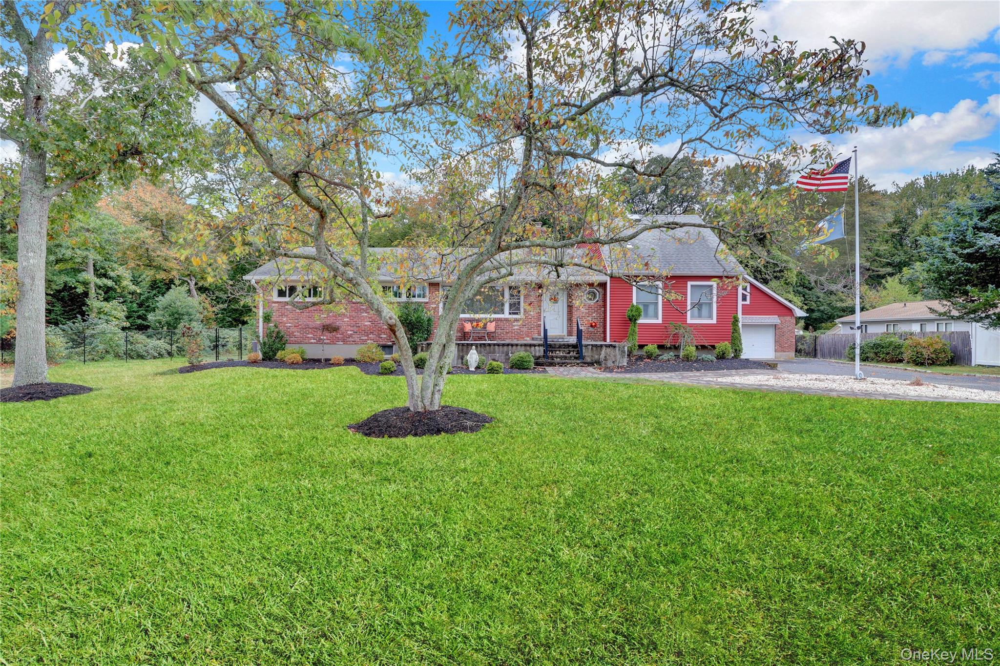 #1 photo, 60 South Avenue, Smithtown , NY 11787