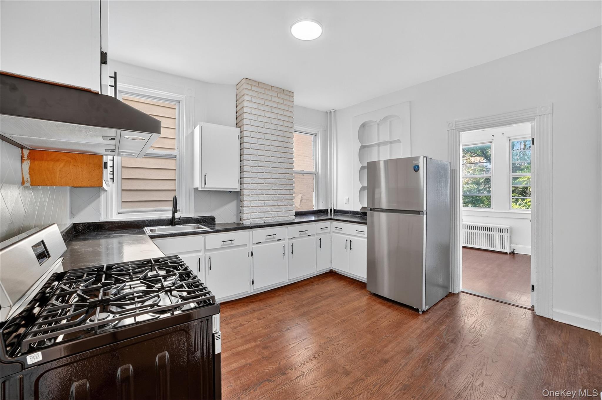 #1 photo, 59 Park Hill Avenue, Yonkers , NY 10701