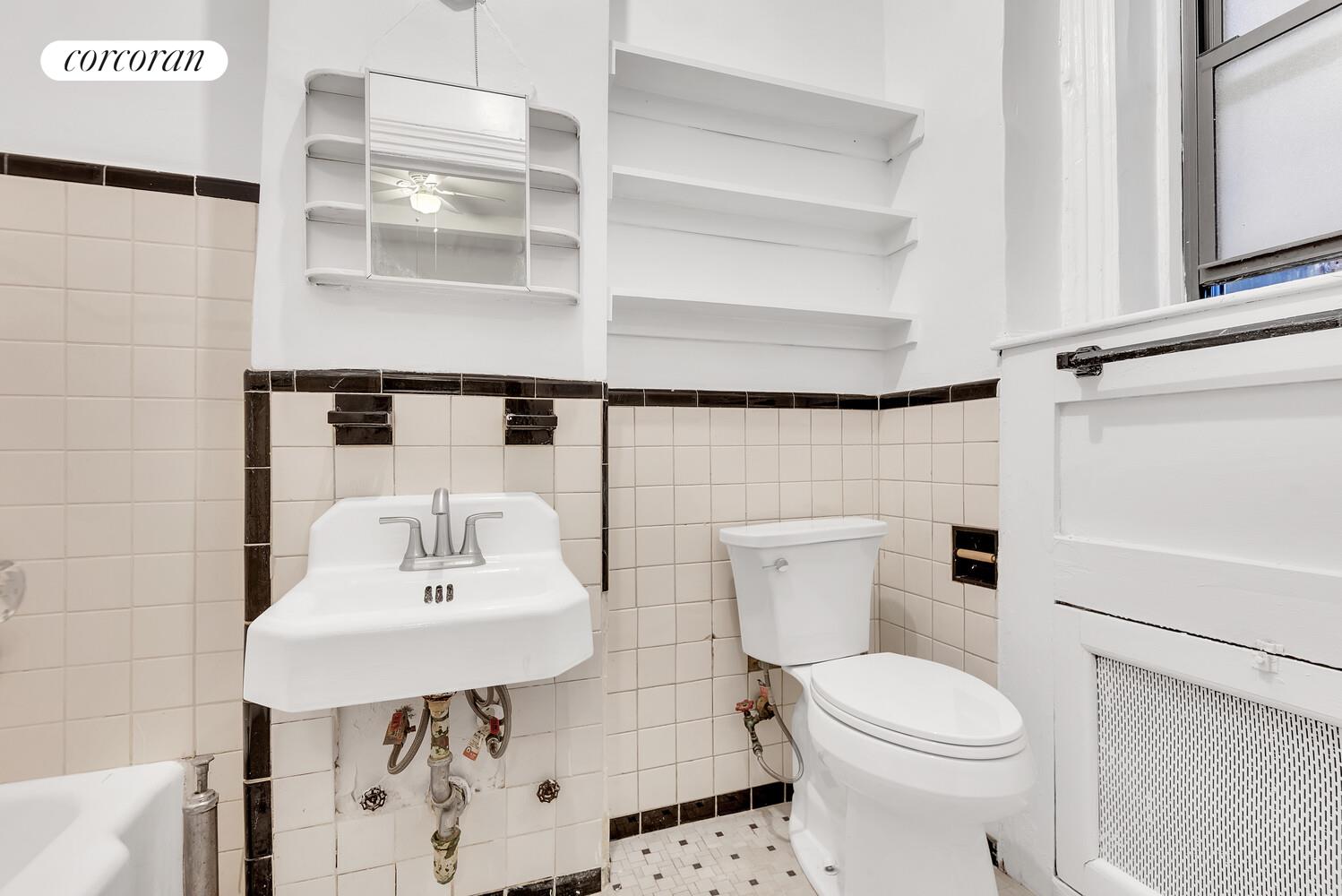 #4 photo, 615 W 113TH Street, Morningside Heights , NY 10025