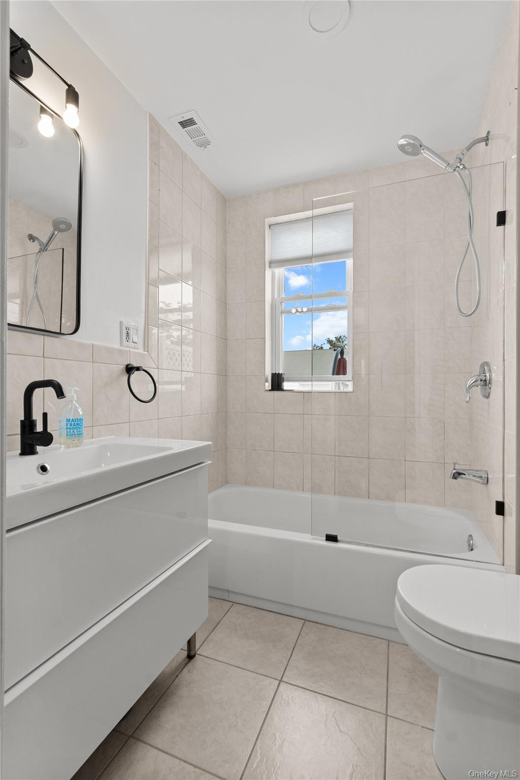 #10 photo, 6143 55th Street, Maspeth , NY 11378