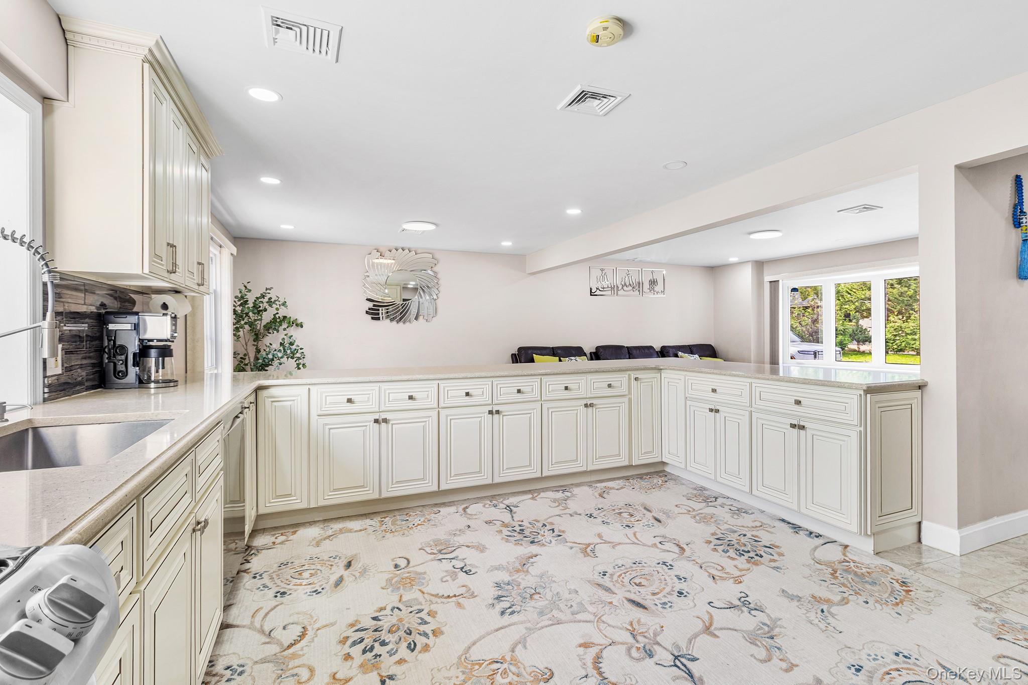 #12 photo, 61 Old Indian Head Road, Commack , NY 11725