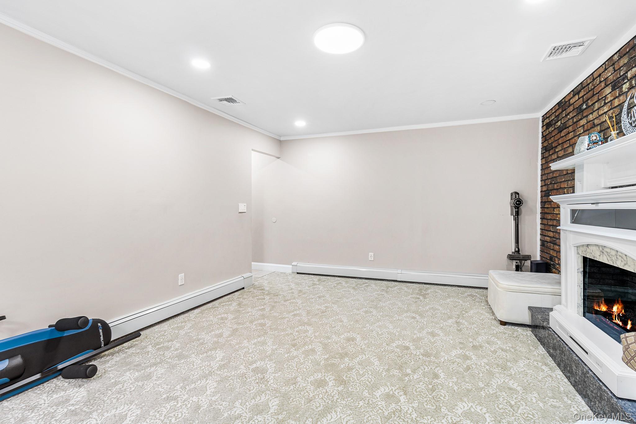 #17 photo, 61 Old Indian Head Road, Commack , NY 11725