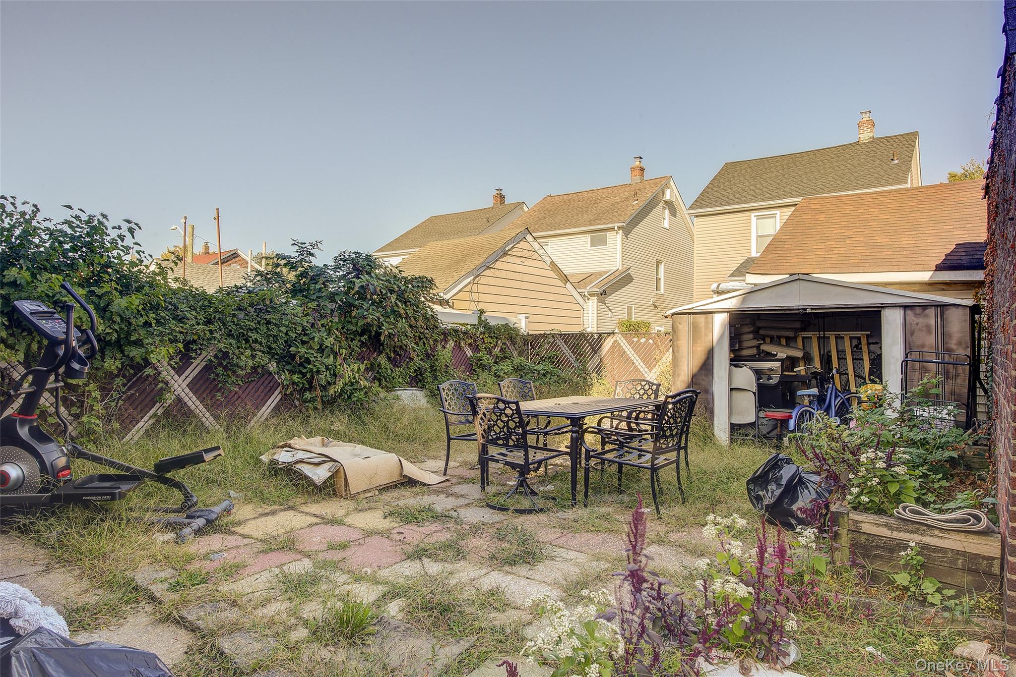 #4 photo, 9507 239 Street, Floral Park , NY 11001