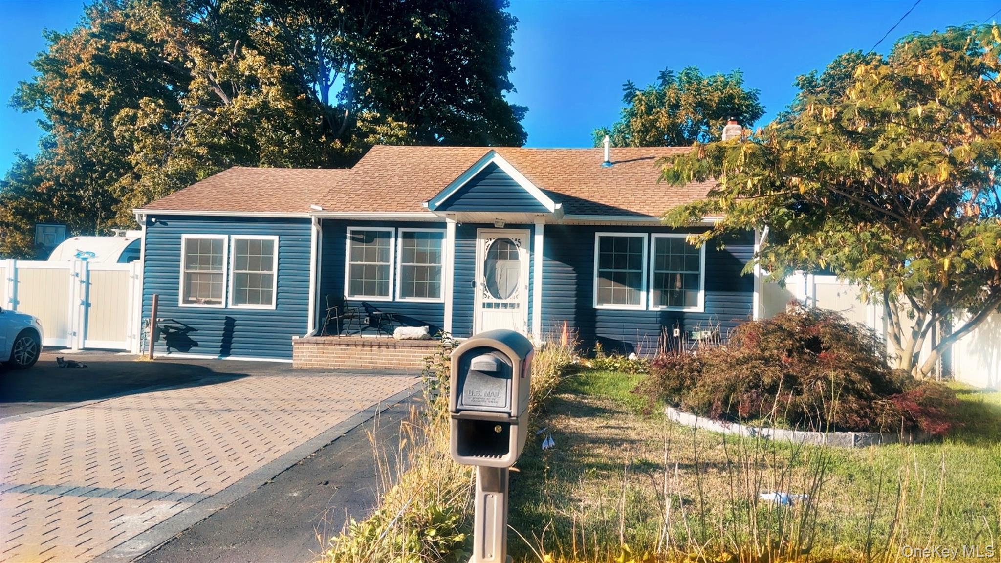 #1 photo, 82 Saint Peters Drive, Brentwood , NY 11717