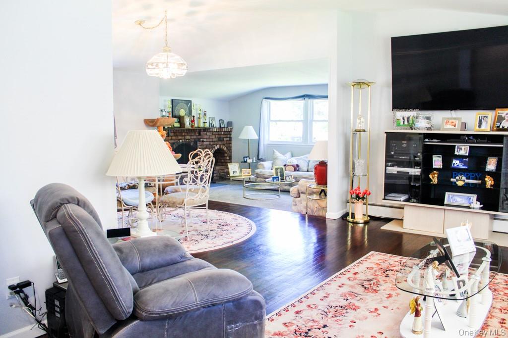 #2 photo, 1 University Heights Drive, サフォーク郡 Stony Brook , NY 11790