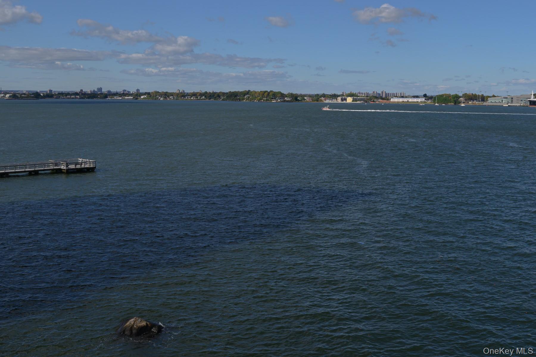 #6 photo, 166-41 Powells Cove Boulevard, Beechhurst , NY 11357