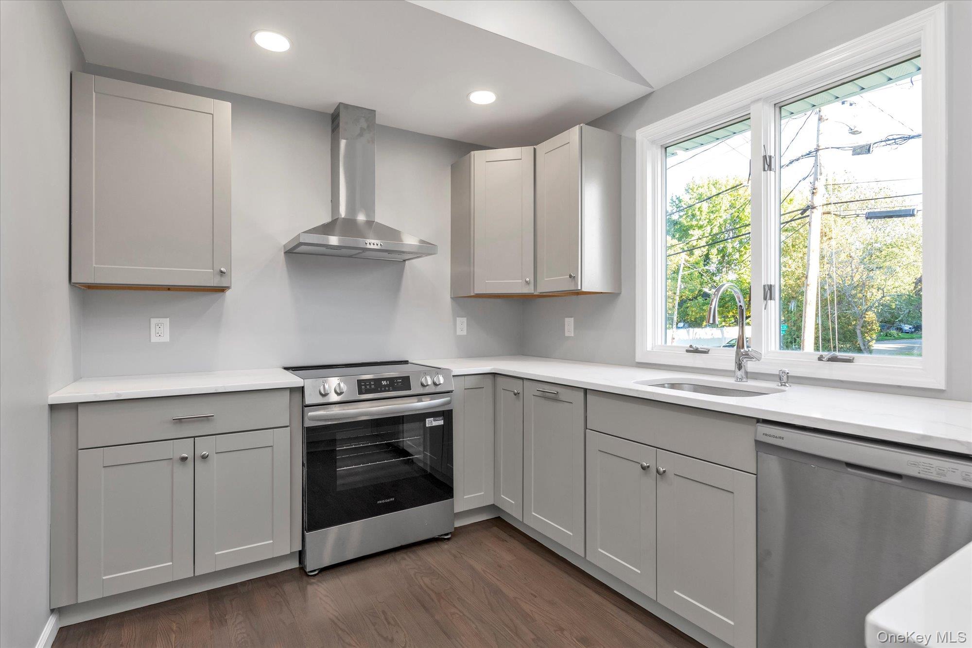 #3 photo, 12 Wren Court, Northport , NY 11768