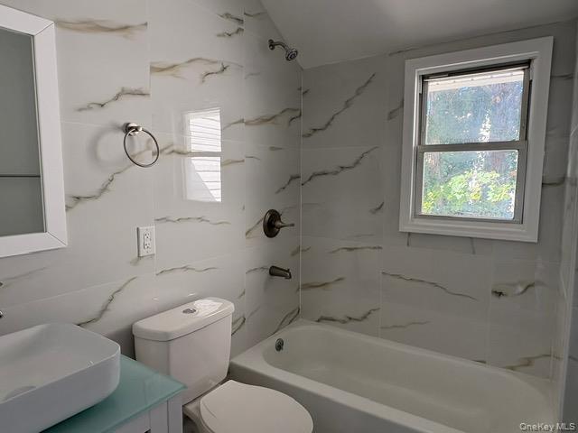 #20 photo, 191-47 114th Drive, Saint Albans , NY 11412